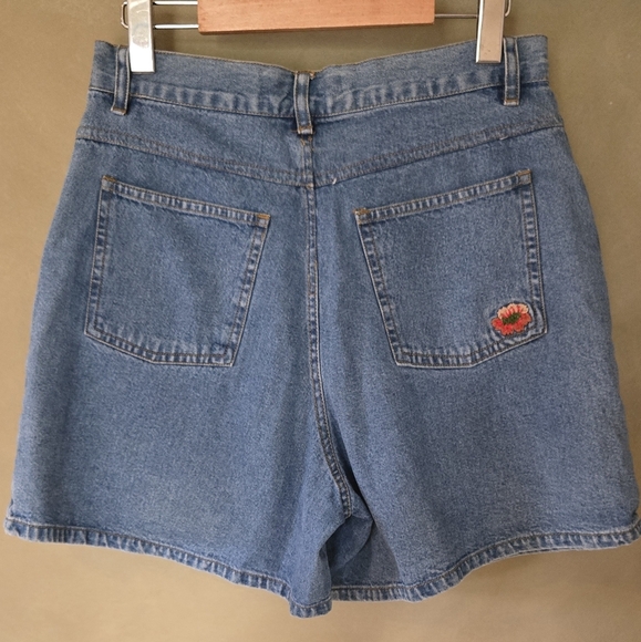 VINTAGE!! Quepasa | Embroidered Denim Skort, Size 9-10 (Made Small) - Picture 2 of 10